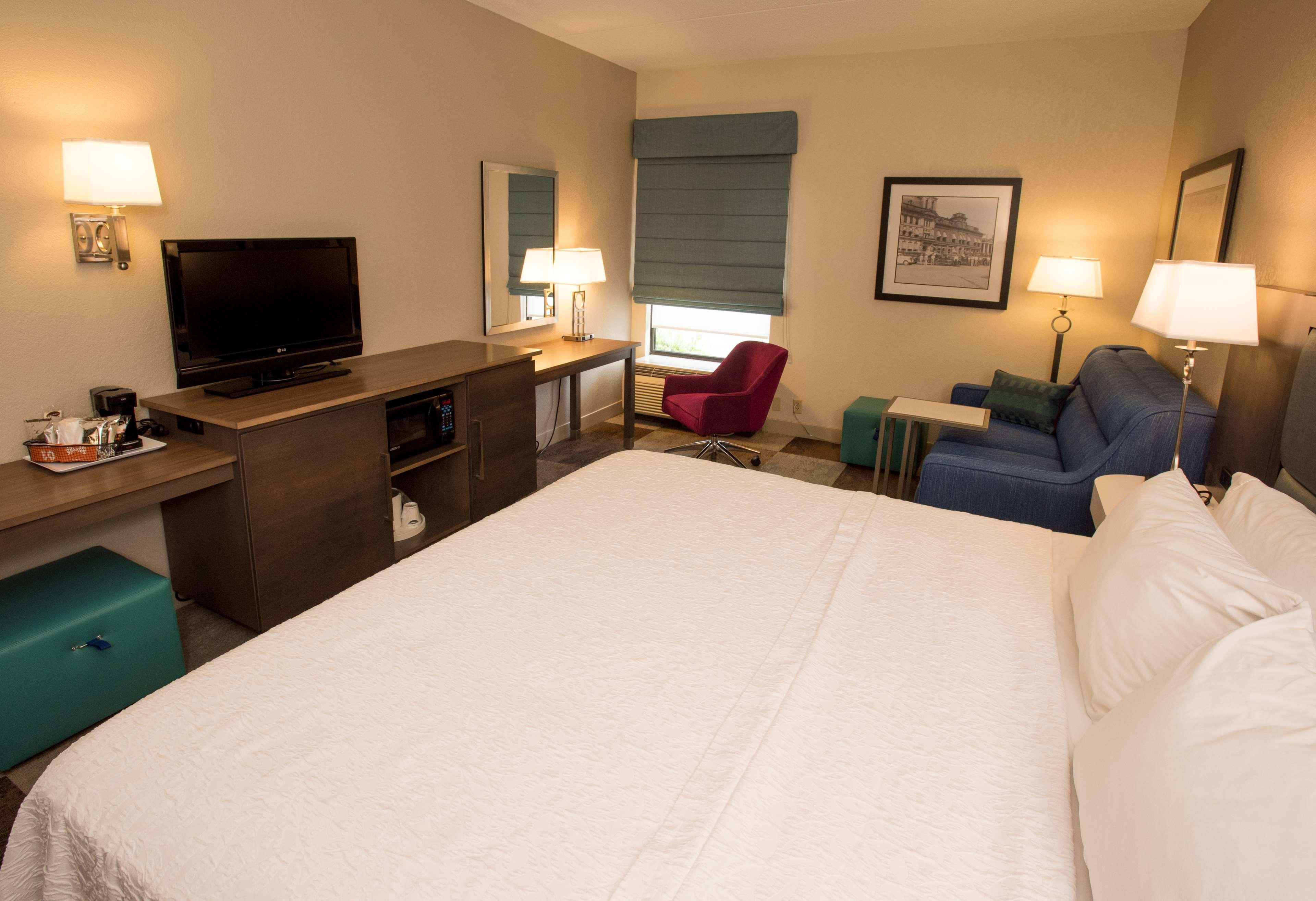 Hampton Inn Wooster Eksteriør bilde