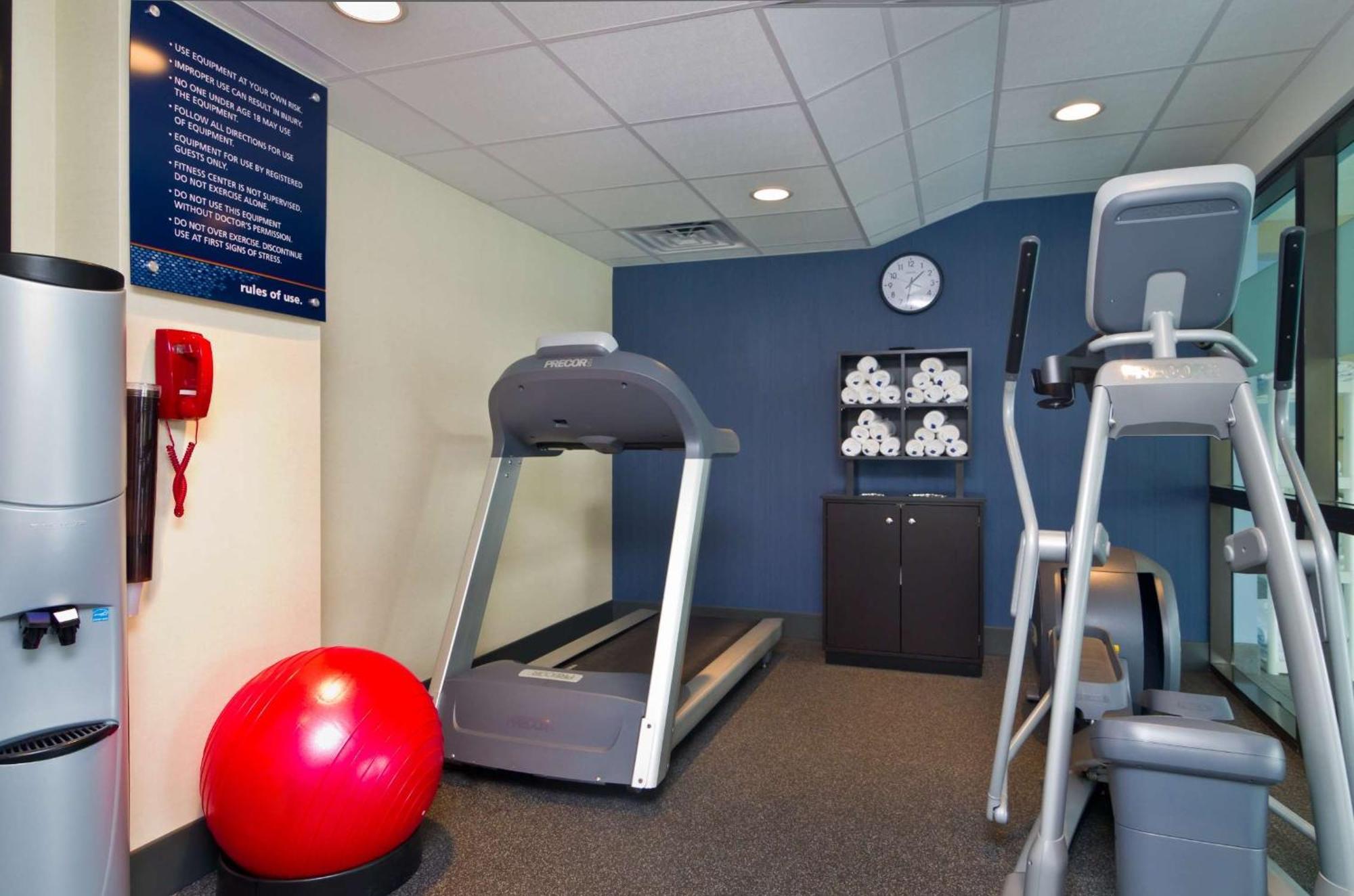 Hampton Inn Wooster Eksteriør bilde