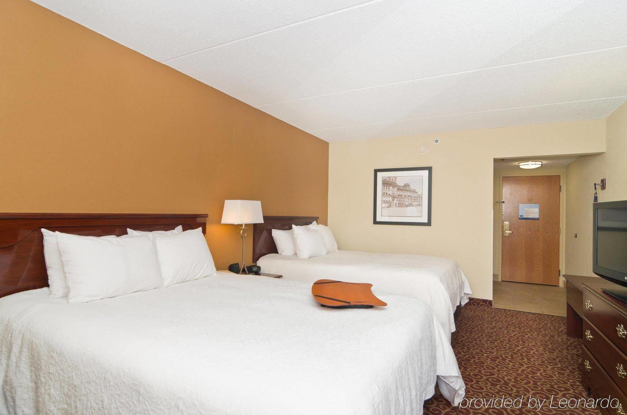 Hampton Inn Wooster Eksteriør bilde