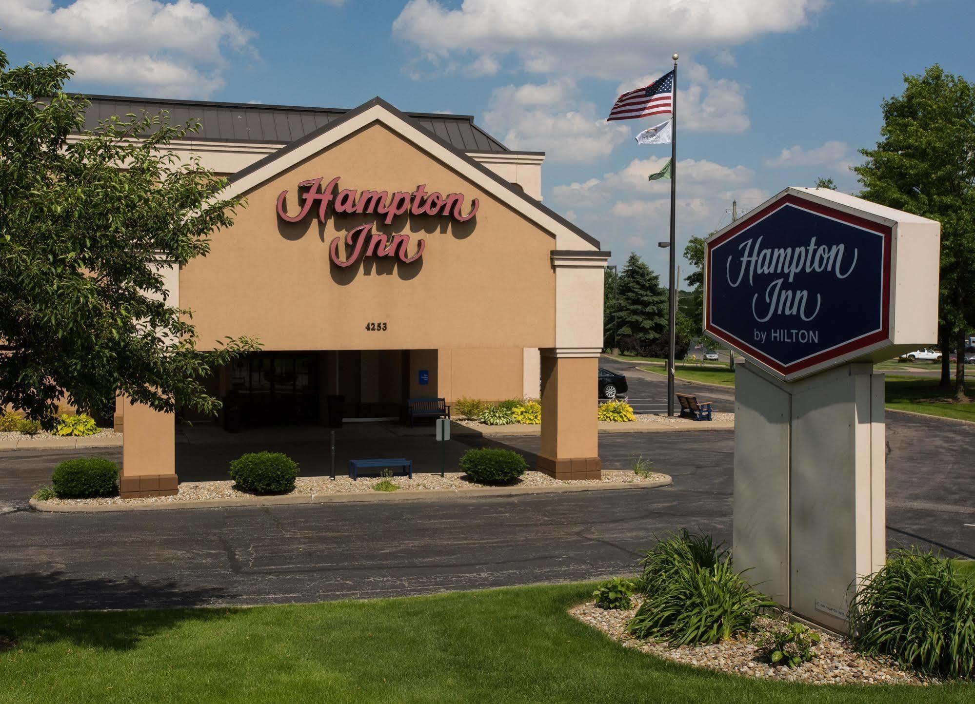 Hampton Inn Wooster Eksteriør bilde